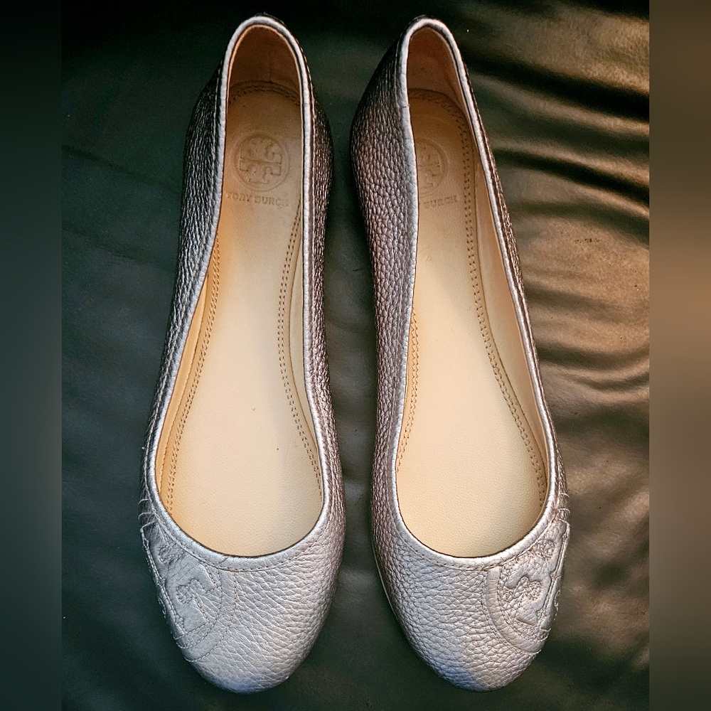 Tory Burch Silver 100% Leather Lowell Ballet Flats Sz 10M US - Picture 4 of 11